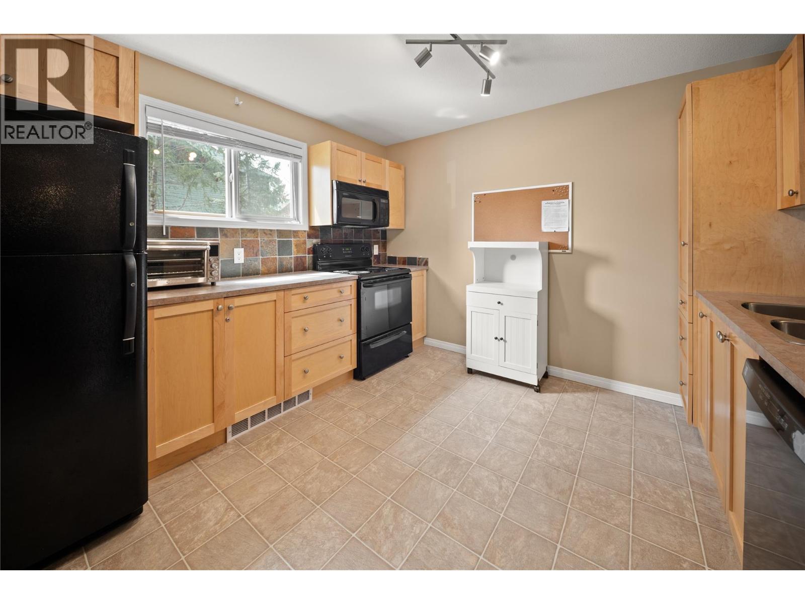 4875 Radium Boulevard Unit# 116, Radium Hot Springs, British Columbia  V0A 1M0 - Photo 8 - 10386420