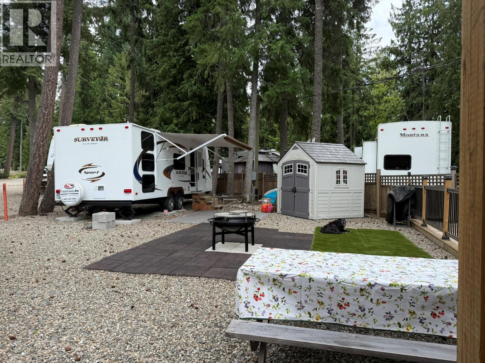 6853 Squilax-Anglemont Road Unit# 24 & 27, Magna Bay, British Columbia  V0E 1M7 - Photo 13 - 10386356