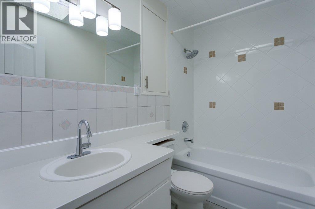 2559 Benvoulin Road, Kelowna, British Columbia  V1W 2C9 - Photo 17 - 10386475