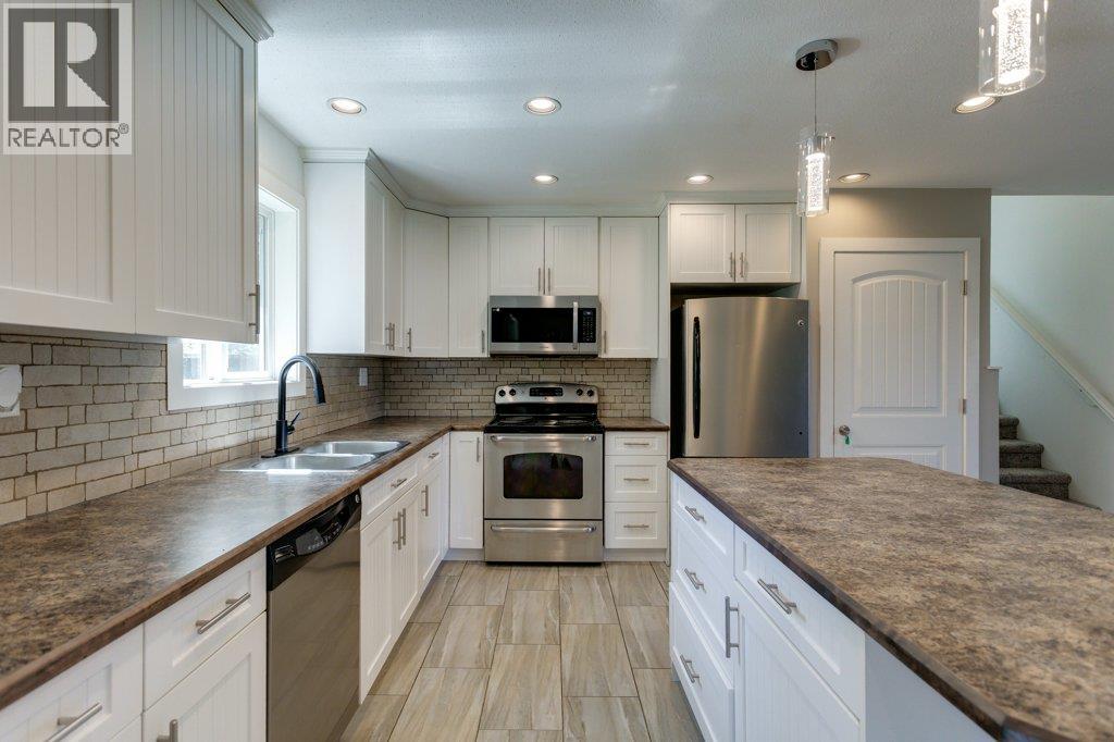2559 Benvoulin Road, Kelowna, British Columbia  V1W 2C9 - Photo 5 - 10386475