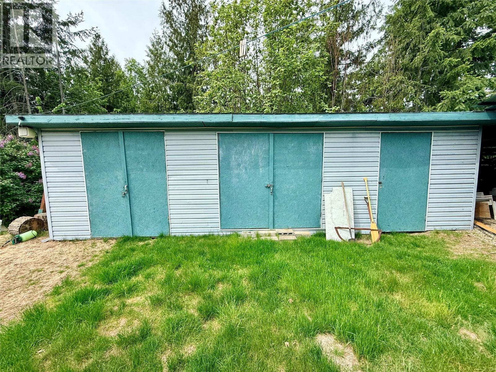 627 Swanson Place, Swansea Point, British Columbia  V0E 2K2 - Photo 19 - 10386199