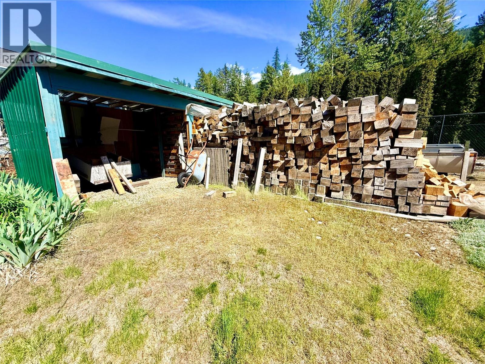 627 Swanson Place, Swansea Point, British Columbia  V0E 2K2 - Photo 22 - 10386199