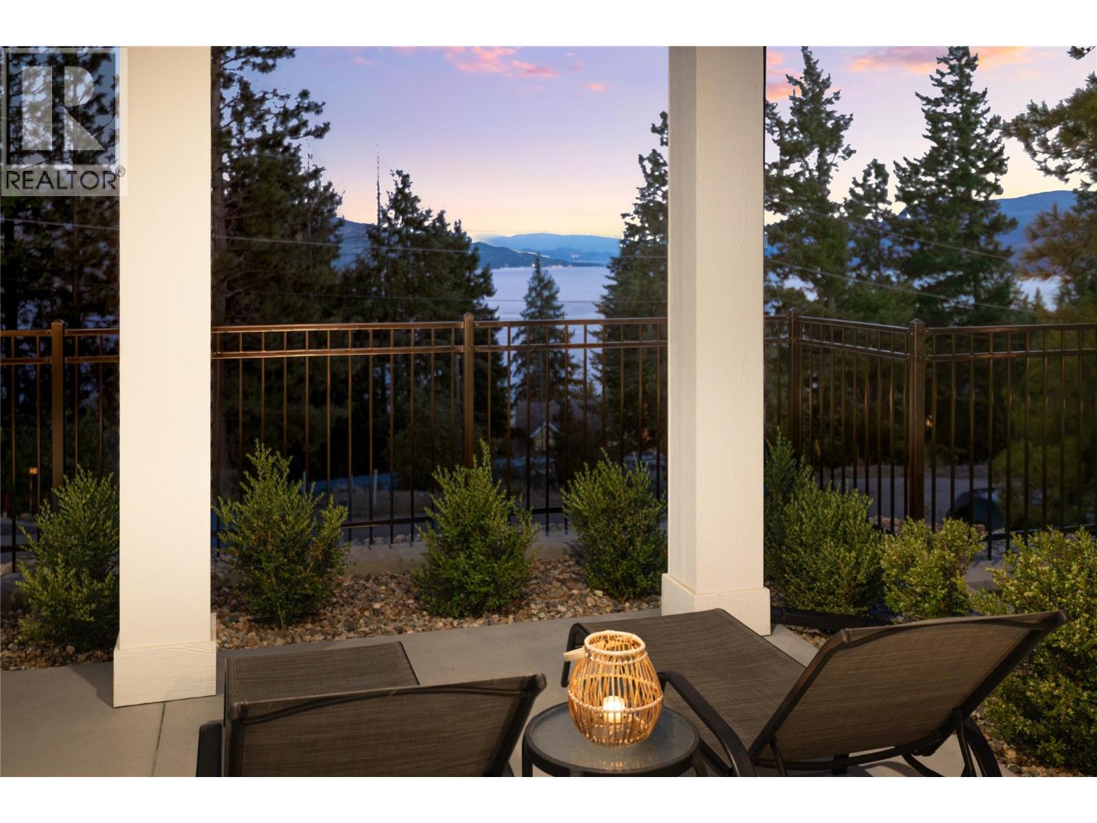 10320 Columbia Way, Vernon, British Columbia  V1H 2B6 - Photo 24 - 10384923