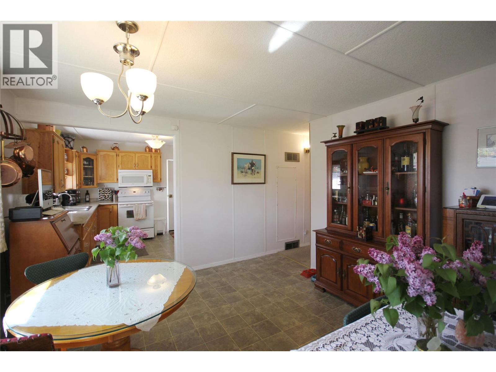 402 Conklin Avenue, Penticton, British Columbia  V2A 2T4 - Photo 13 - 10386674