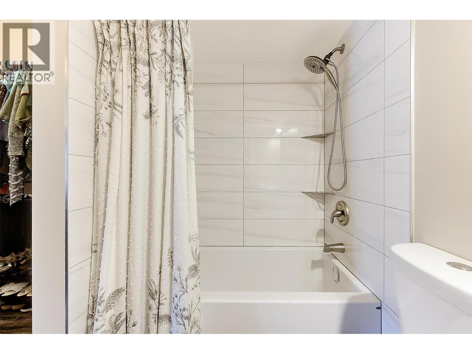 3842 Gordon Drive Unit# 216, Kelowna, British Columbia  V1W 3G4 - Photo 18 - 10386671
