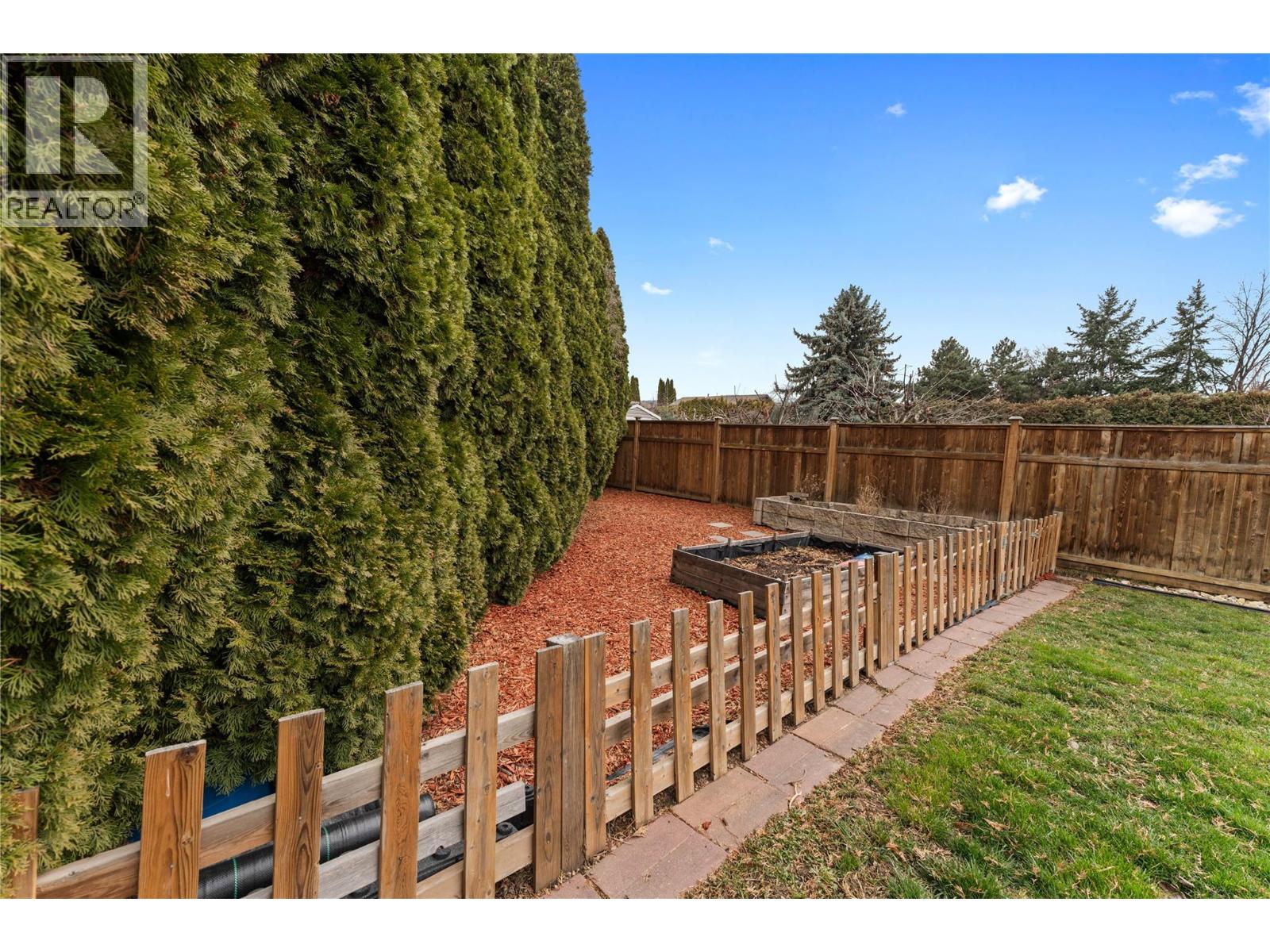 1233 Turri Avenue, Kelowna, British Columbia  V1Y 8N7 - Photo 37 - 10386603