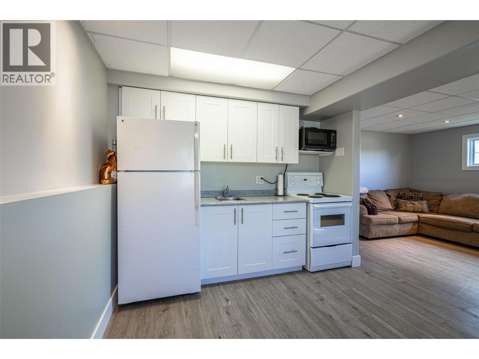 201 Mail Road, Kelowna, British Columbia  V1V 2G6 - Photo 23 - 10386225