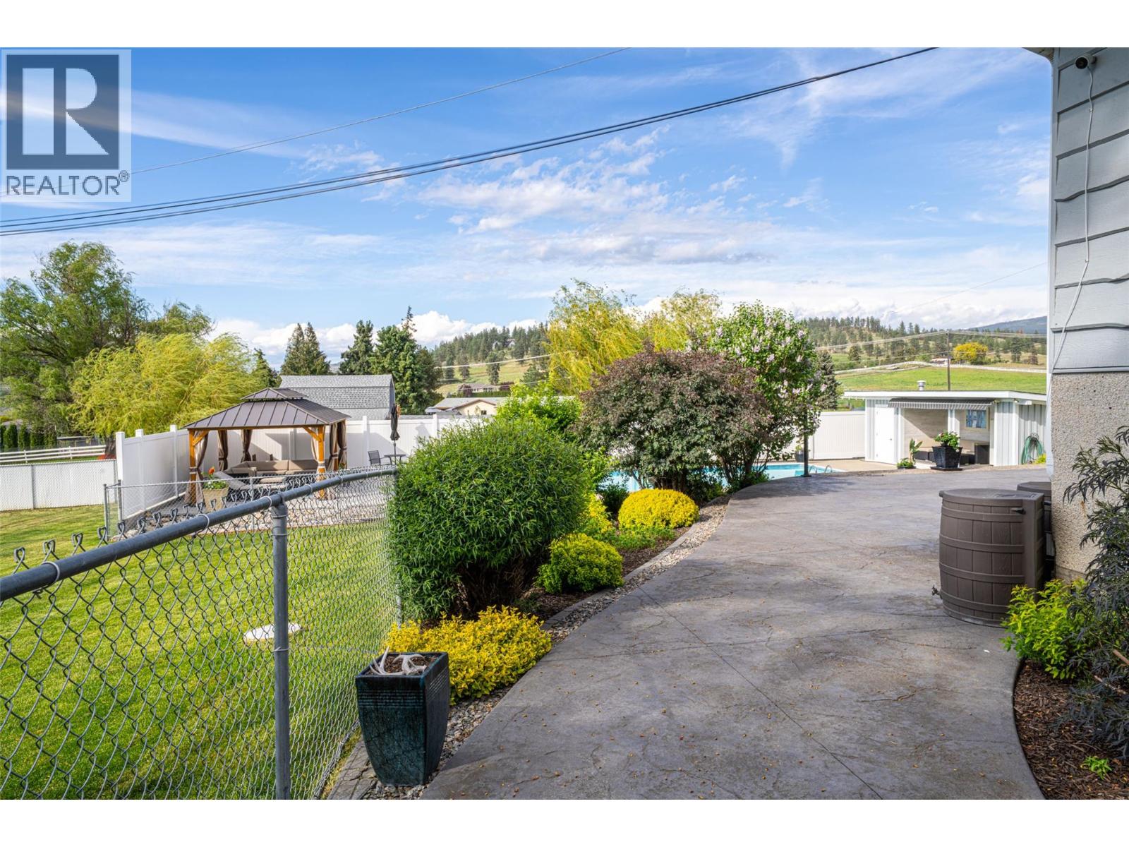 201 Mail Road, Kelowna, British Columbia  V1V 2G6 - Photo 30 - 10386225