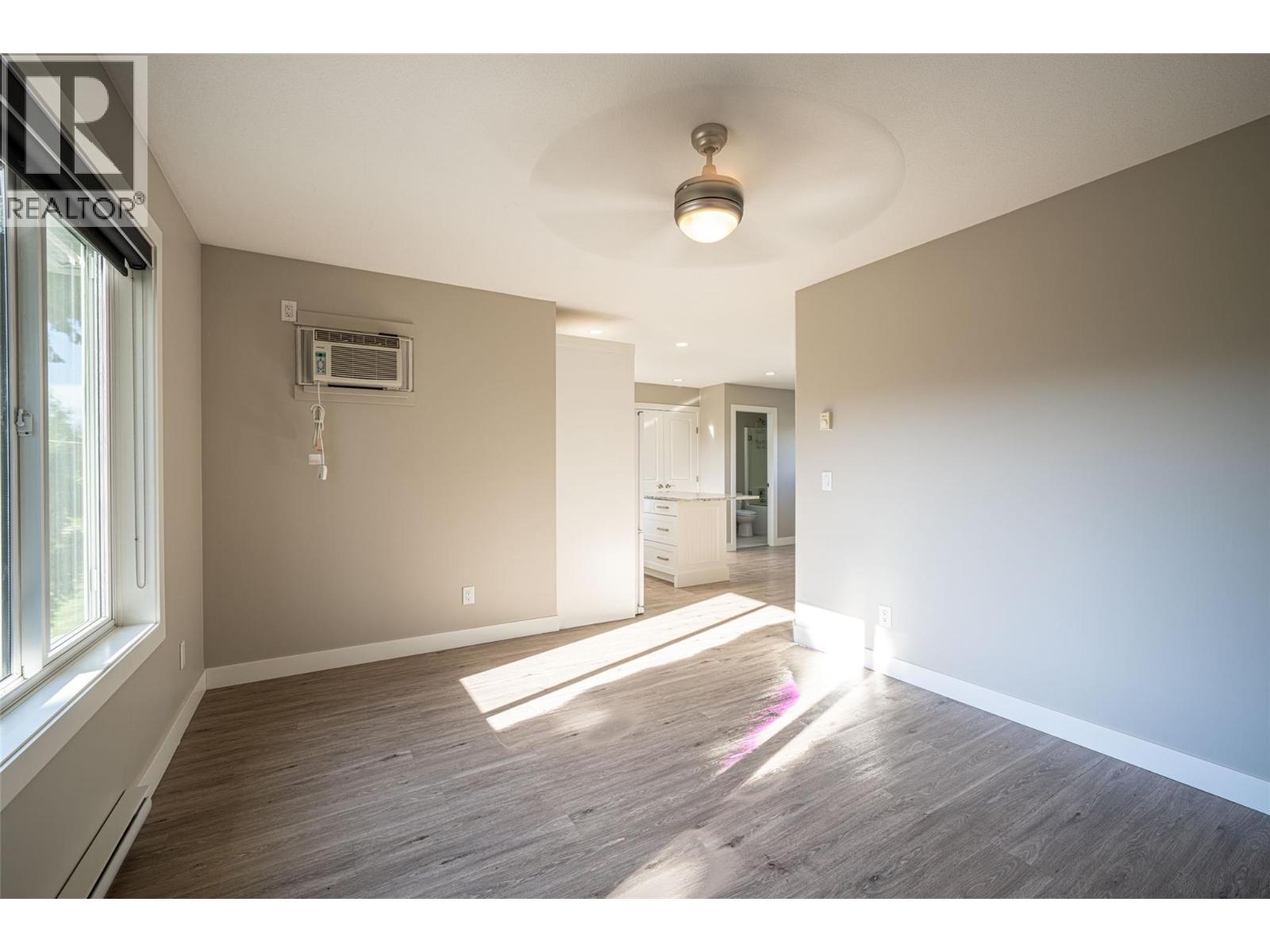 201 Mail Road, Kelowna, British Columbia  V1V 2G6 - Photo 45 - 10386225