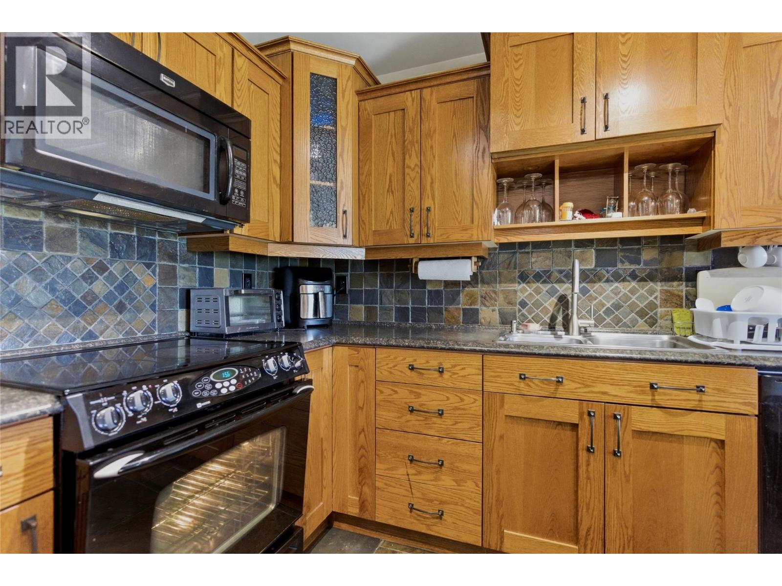 460 Dalgleish Drive Unit# 28, Kamloops, British Columbia  V2C 5W7 - Photo 29 - 10383845