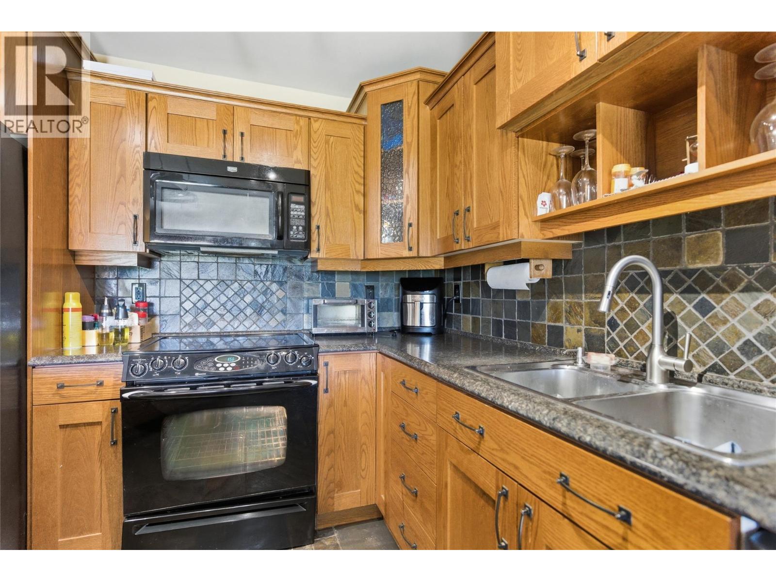 460 Dalgleish Drive Unit# 28, Kamloops, British Columbia  V2C 5W7 - Photo 30 - 10383845