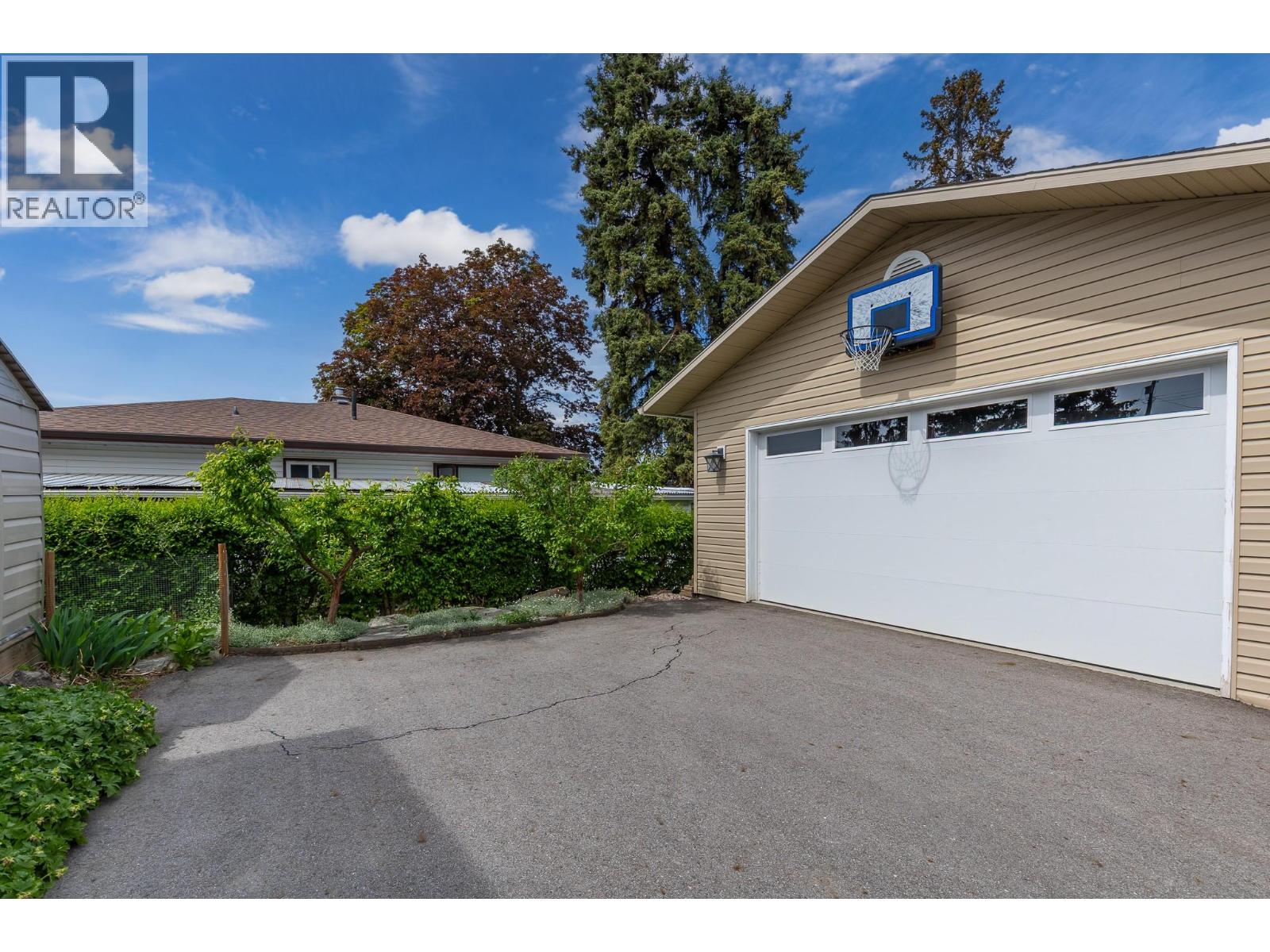 3900 14 Street, Vernon, British Columbia  V1T 3V2 - Photo 70 - 10386590