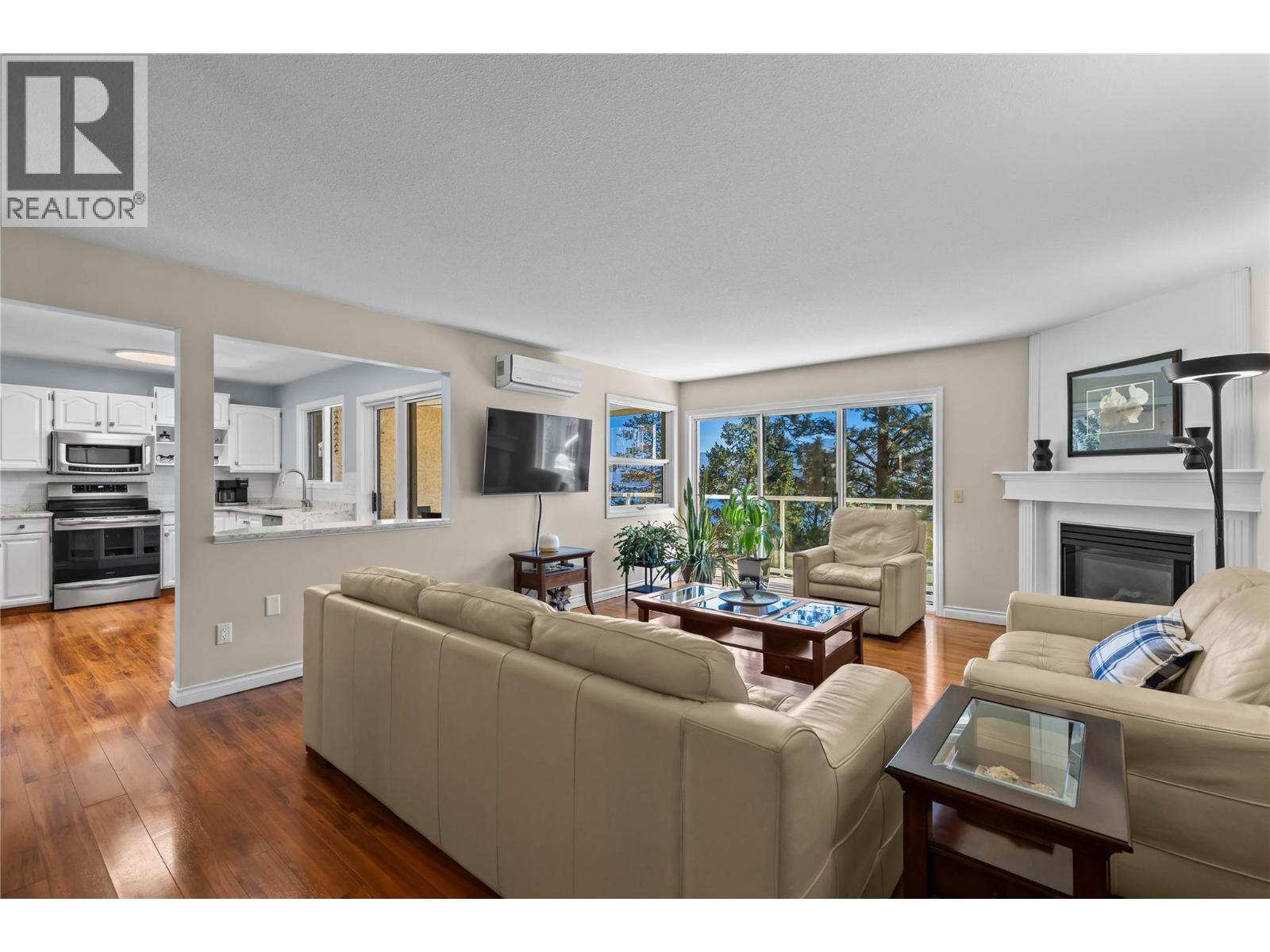 4450 Ponderosa Drive Unit# 102, Peachland, British Columbia  V0H 1X5 - Photo 7 - 10386435