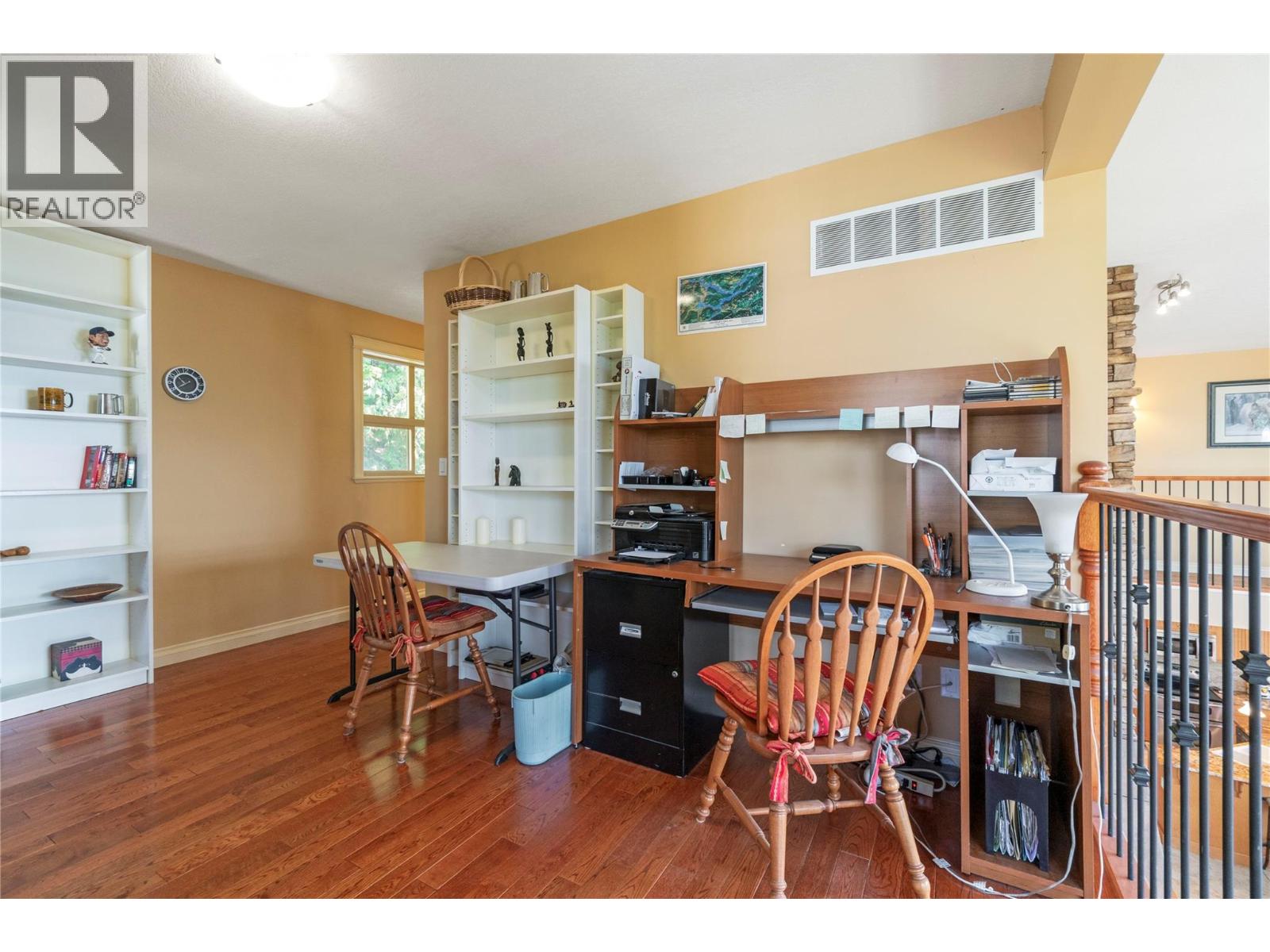 7666 Lichen Road, Anglemont, British Columbia  V0E 1M8 - Photo 43 - 10386344