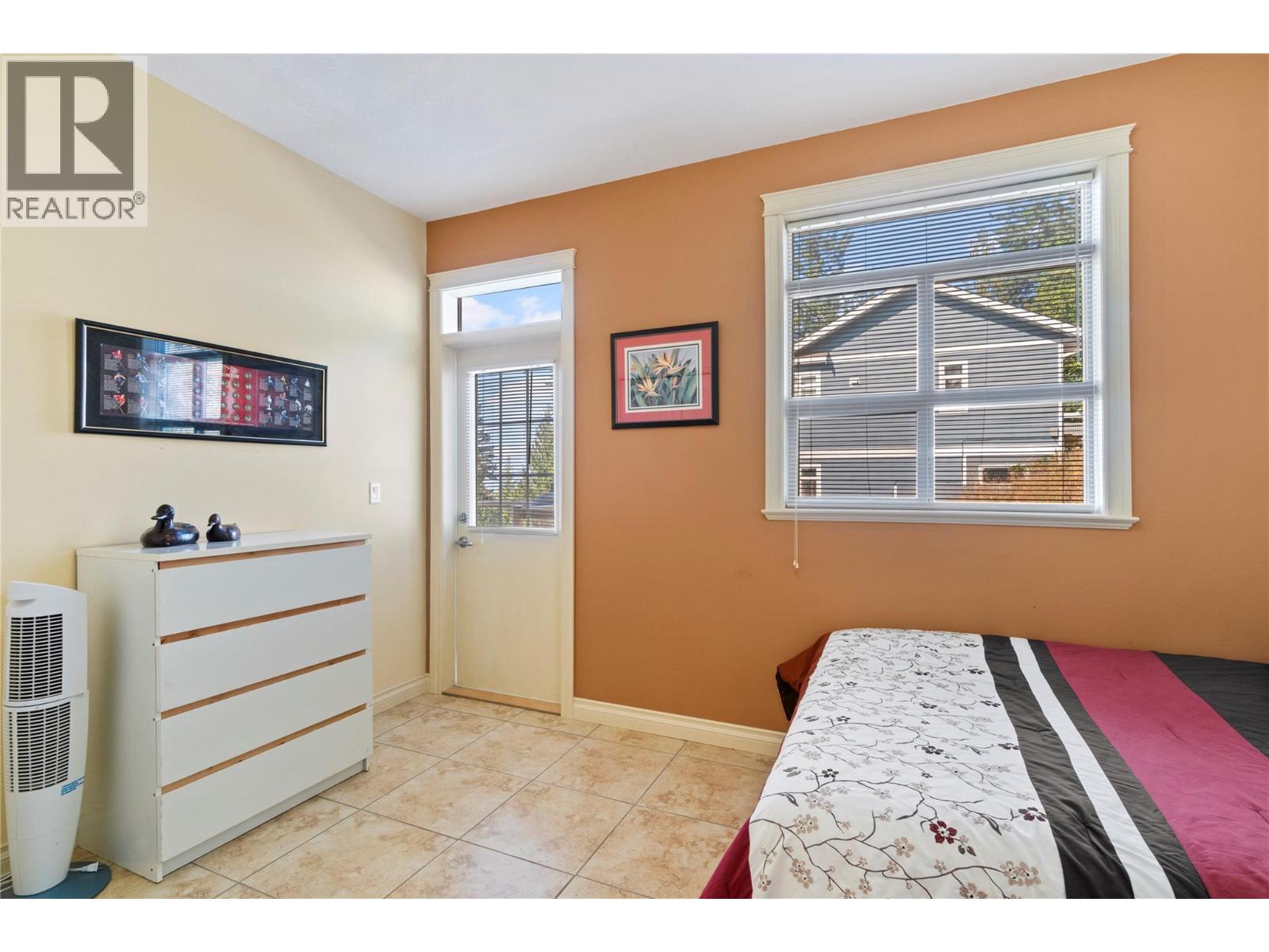 7666 Lichen Road, Anglemont, British Columbia  V0E 1M8 - Photo 46 - 10386344