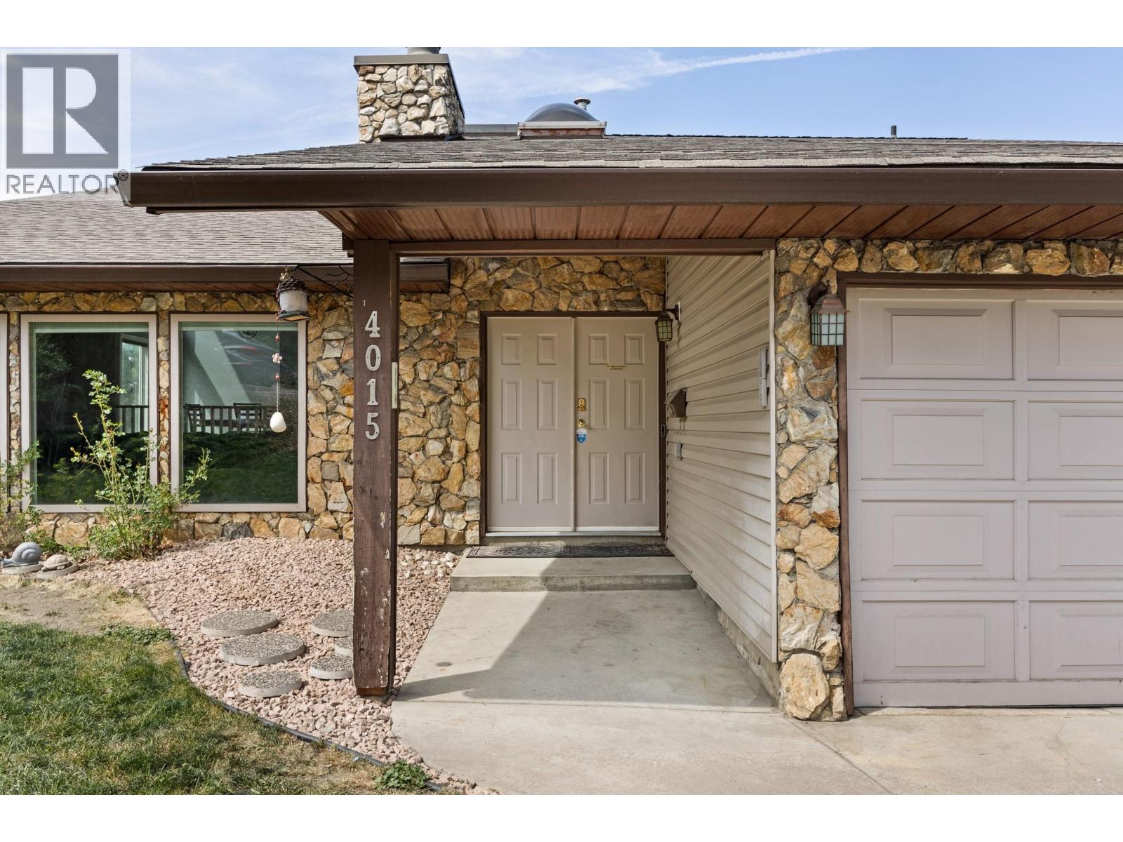 4015 15th Crescent, Vernon, British Columbia  V1T 7H5 - Photo 3 - 10382882