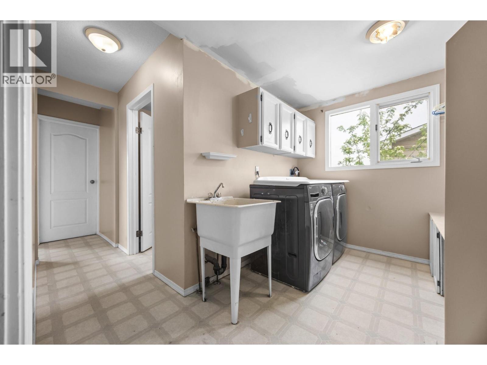 4015 15th Crescent, Vernon, British Columbia  V1T 7H5 - Photo 41 - 10382882