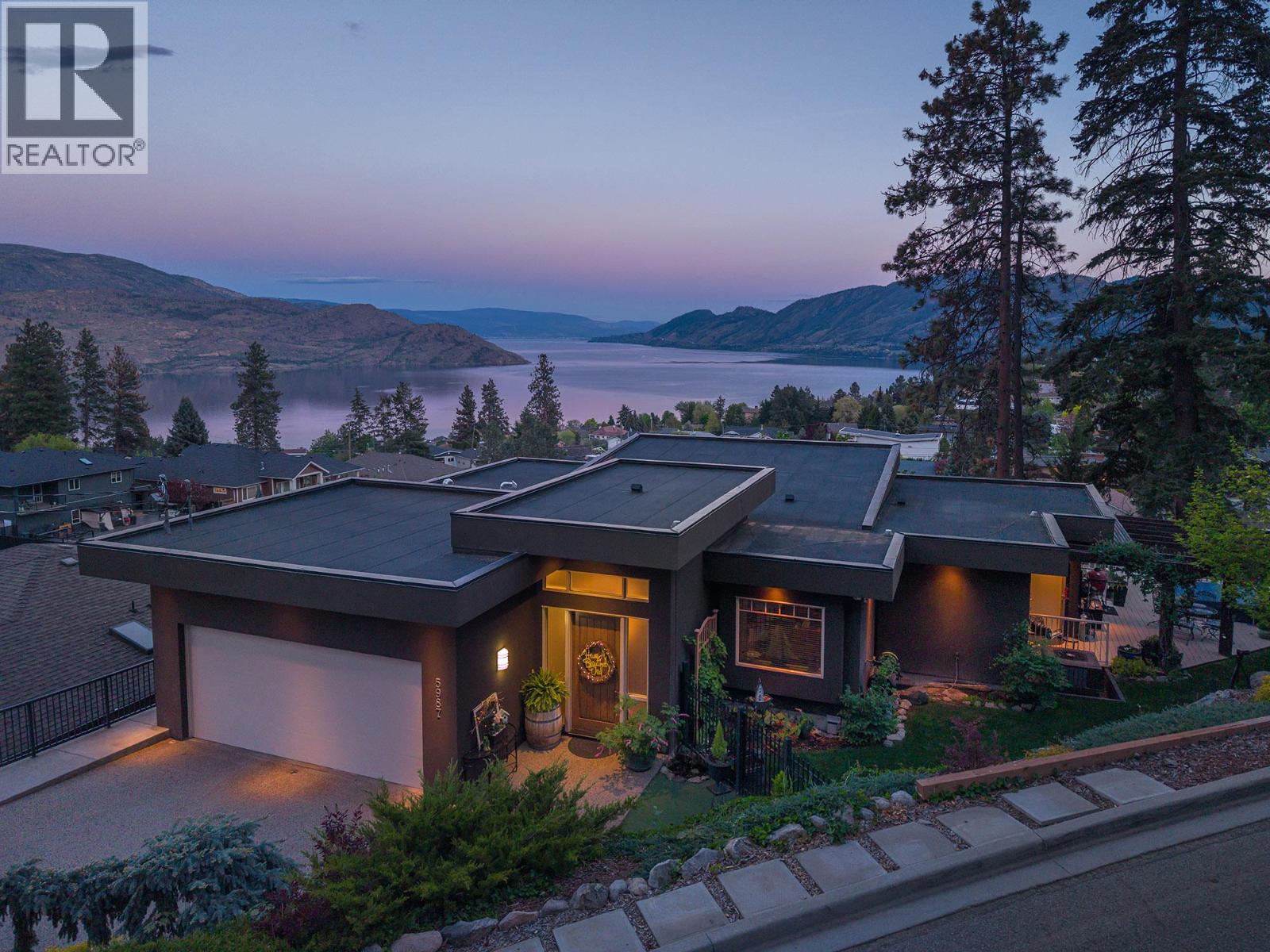 5987 Meldrum Place, peachland, British Columbia