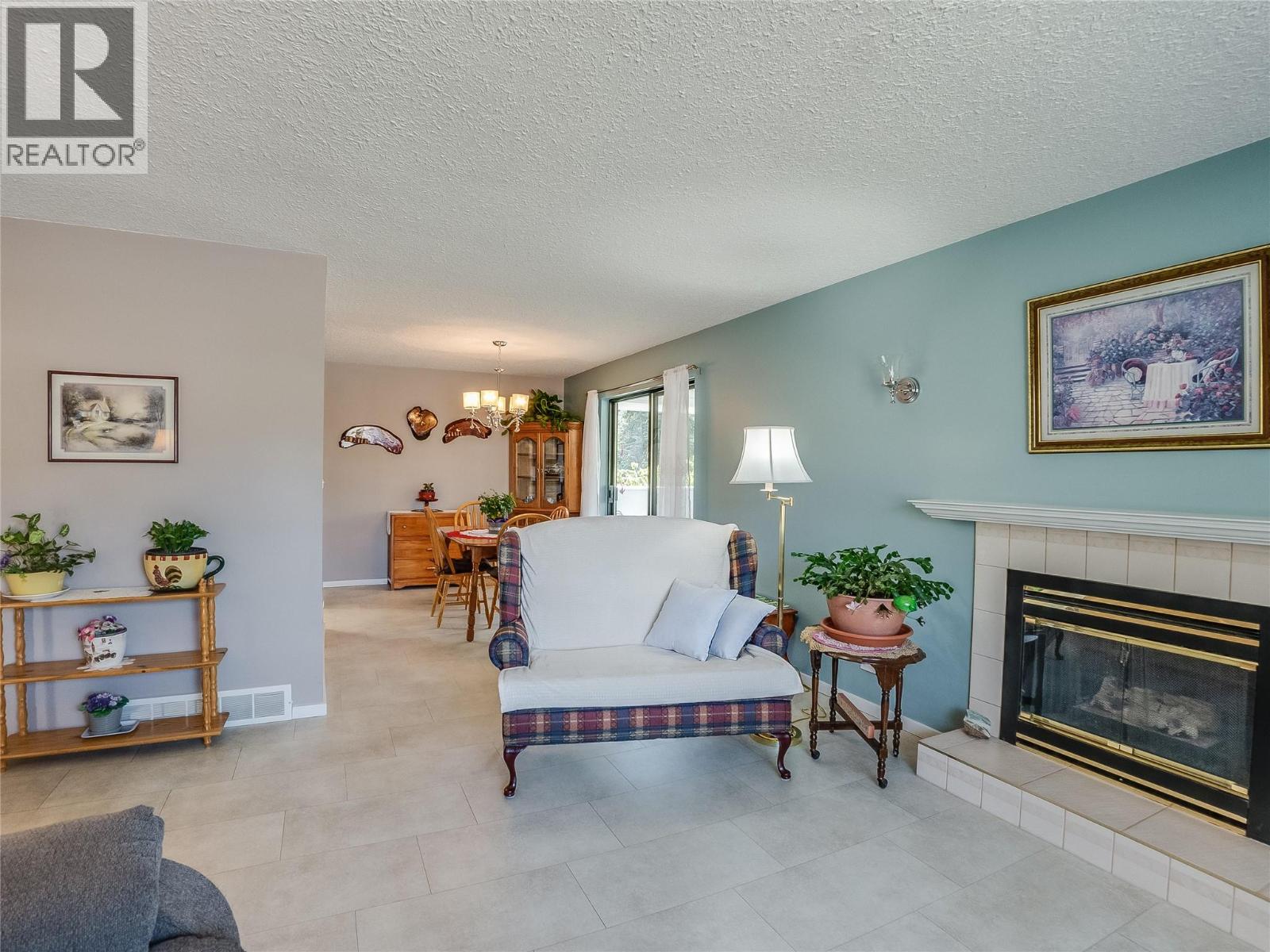 1937 Riverside Crescent, Castlegar, British Columbia  V1N 3W5 - Photo 12 - 10386371
