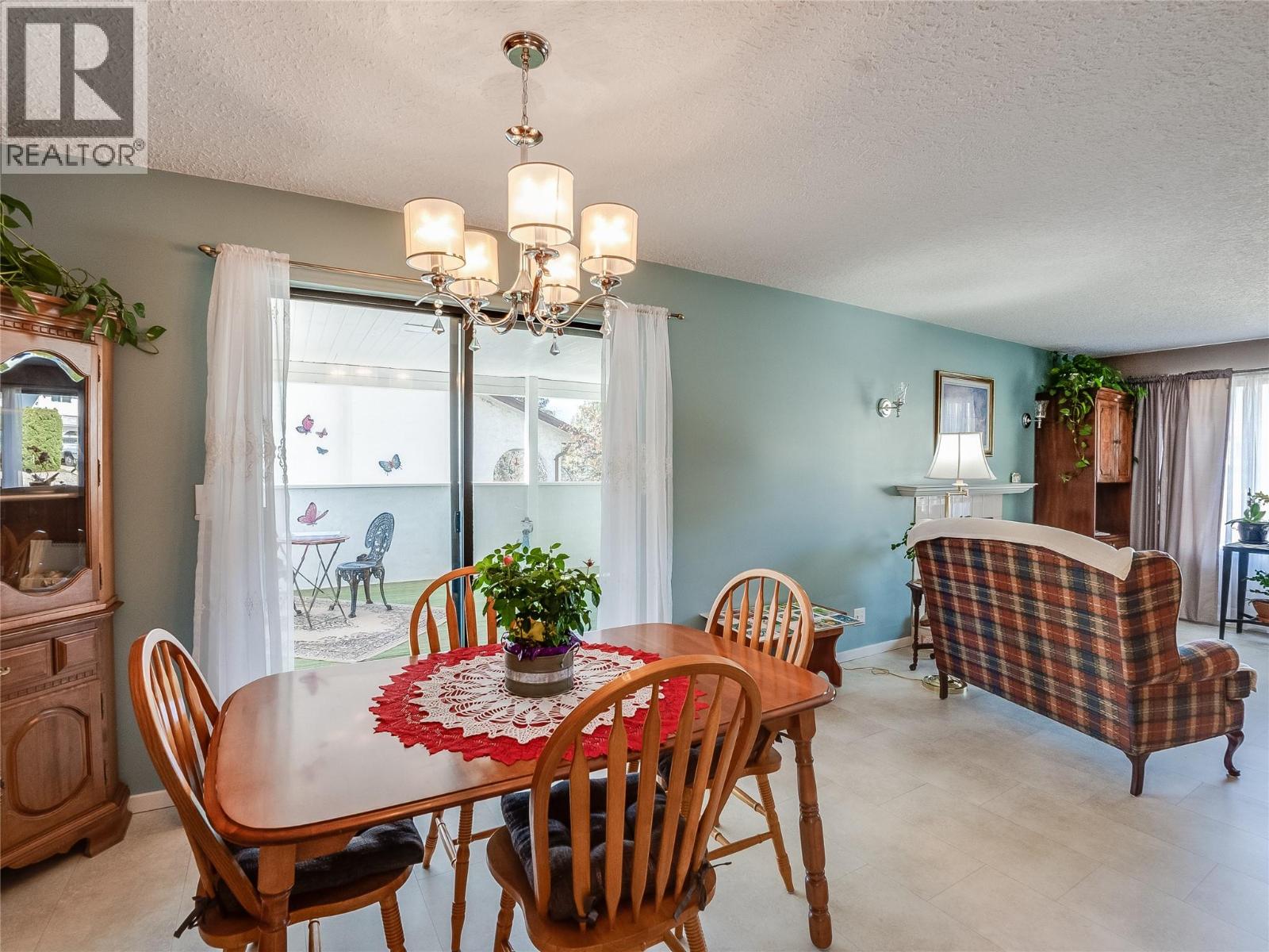 1937 Riverside Crescent, Castlegar, British Columbia  V1N 3W5 - Photo 14 - 10386371