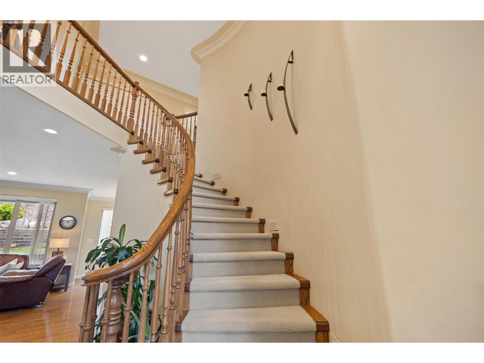 456 Azure Place, Kamloops, British Columbia  V2E 2R1 - Photo 29 - 10386730
