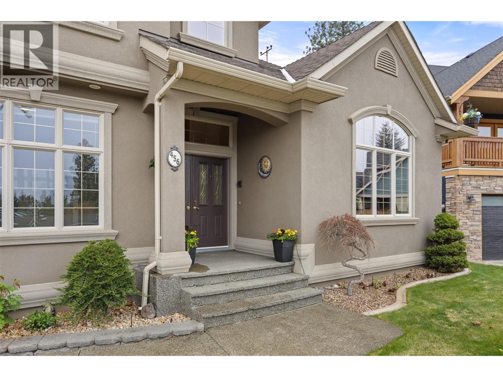 456 Azure Place, Kamloops, British Columbia  V2E 2R1 - Photo 3 - 10386730