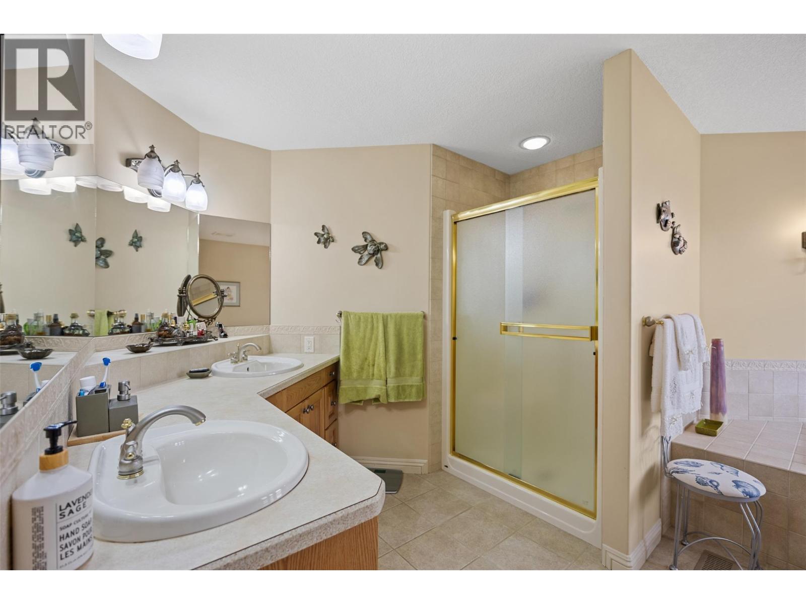 456 Azure Place, Kamloops, British Columbia  V2E 2R1 - Photo 33 - 10386730
