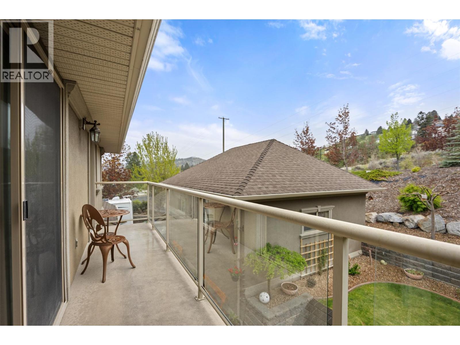 456 Azure Place, Kamloops, British Columbia  V2E 2R1 - Photo 37 - 10386730