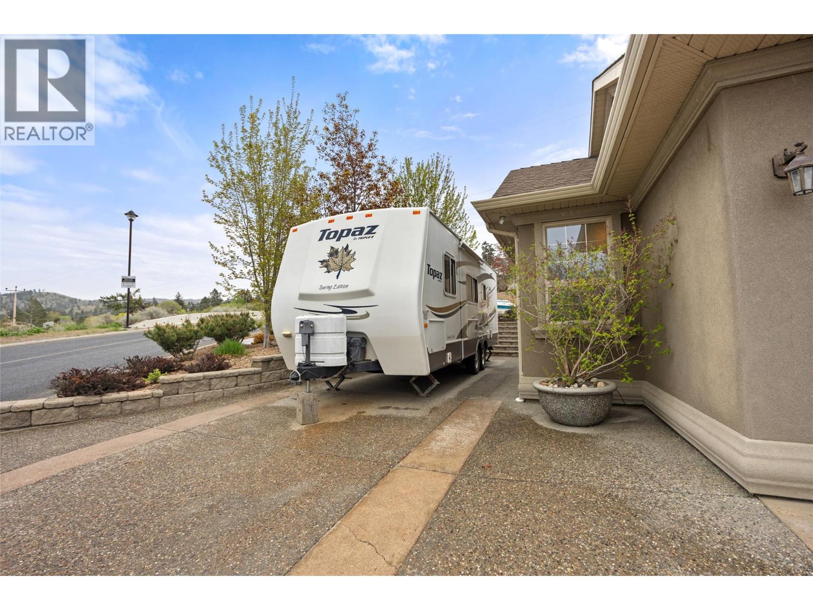 456 Azure Place, Kamloops, British Columbia  V2E 2R1 - Photo 75 - 10386730