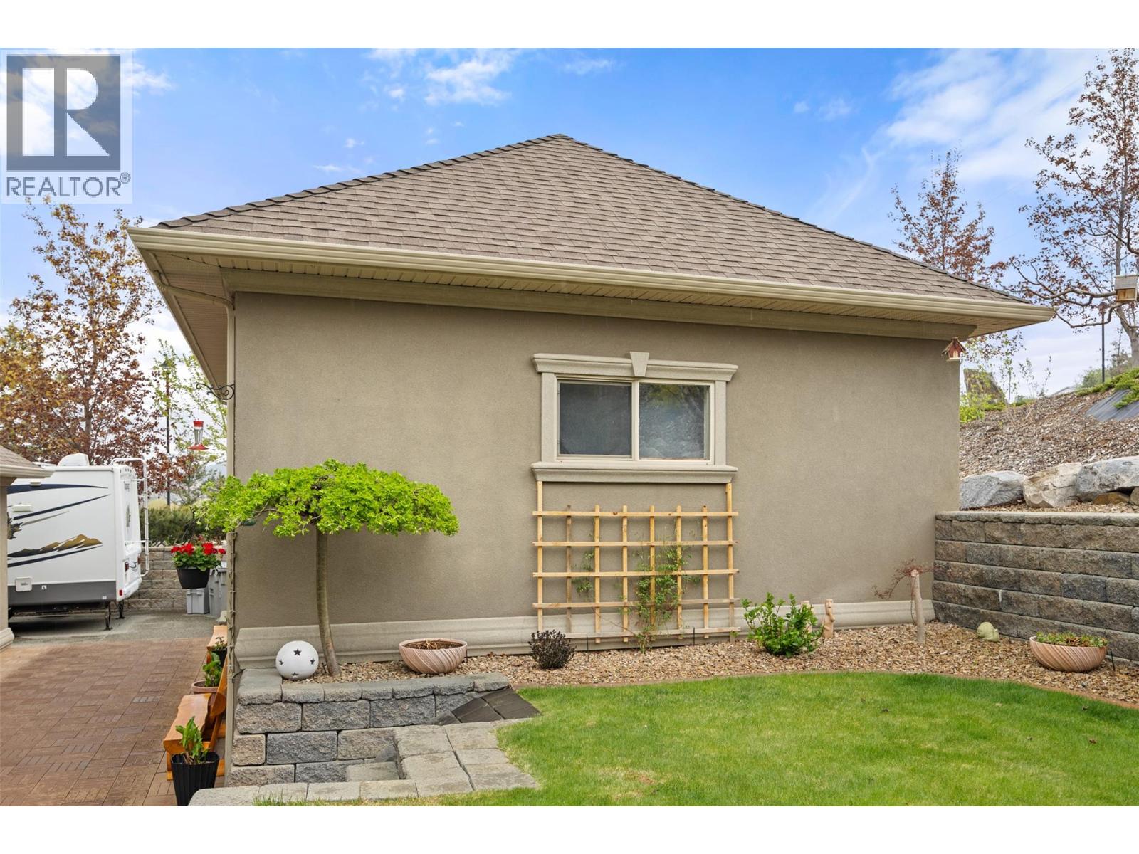 456 Azure Place, Kamloops, British Columbia  V2E 2R1 - Photo 89 - 10386730