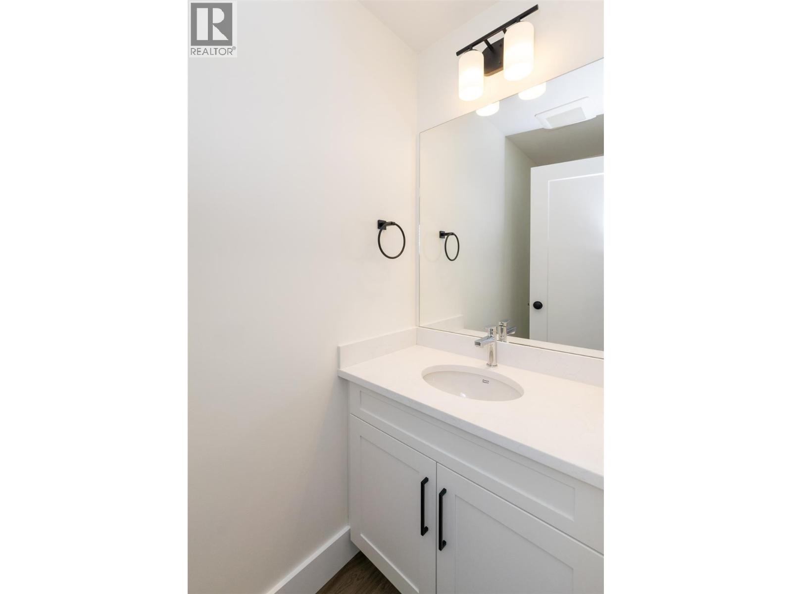 1910 11 Avenue Ne Unit# 7, Salmon Arm, British Columbia  V1E 2V5 - Photo 14 - 10386488