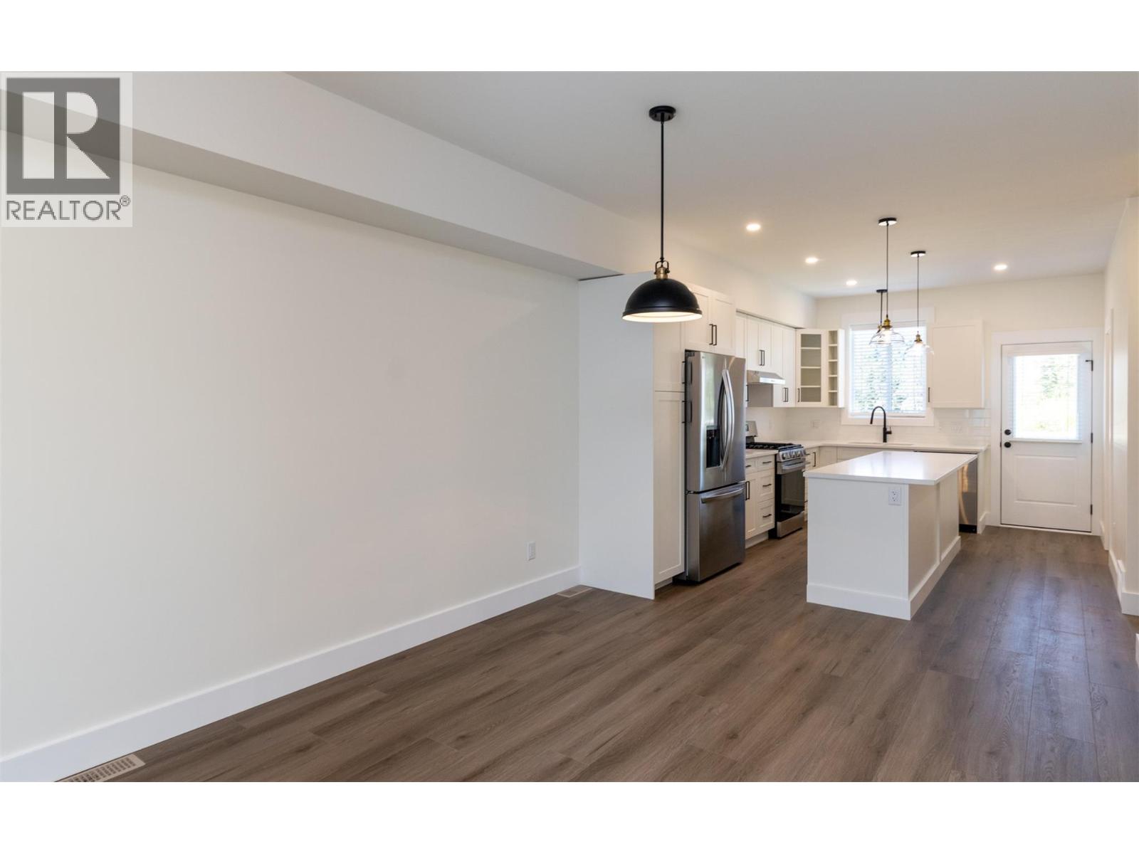 1910 11 Avenue Ne Unit# 5, Salmon Arm, British Columbia  V1E 2V5 - Photo 14 - 10386487