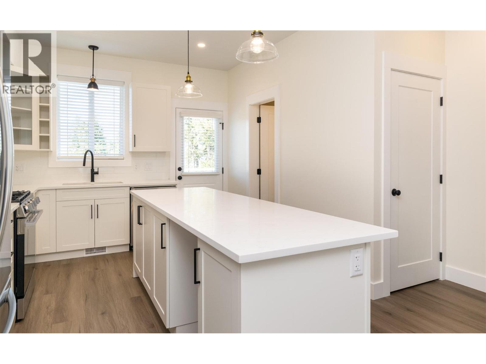 1910 11 Avenue Ne Unit# 5, Salmon Arm, British Columbia  V1E 2V5 - Photo 6 - 10386487