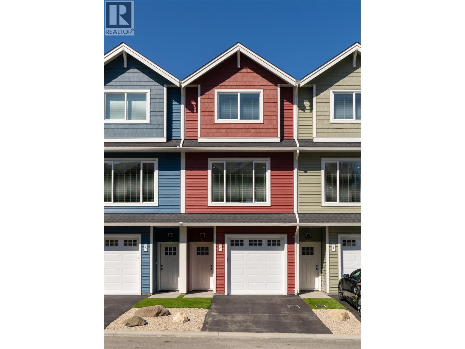 1910 11 Avenue Ne Unit# 3, Salmon Arm, British Columbia  V1E 2V5 - Photo 2 - 10386486
