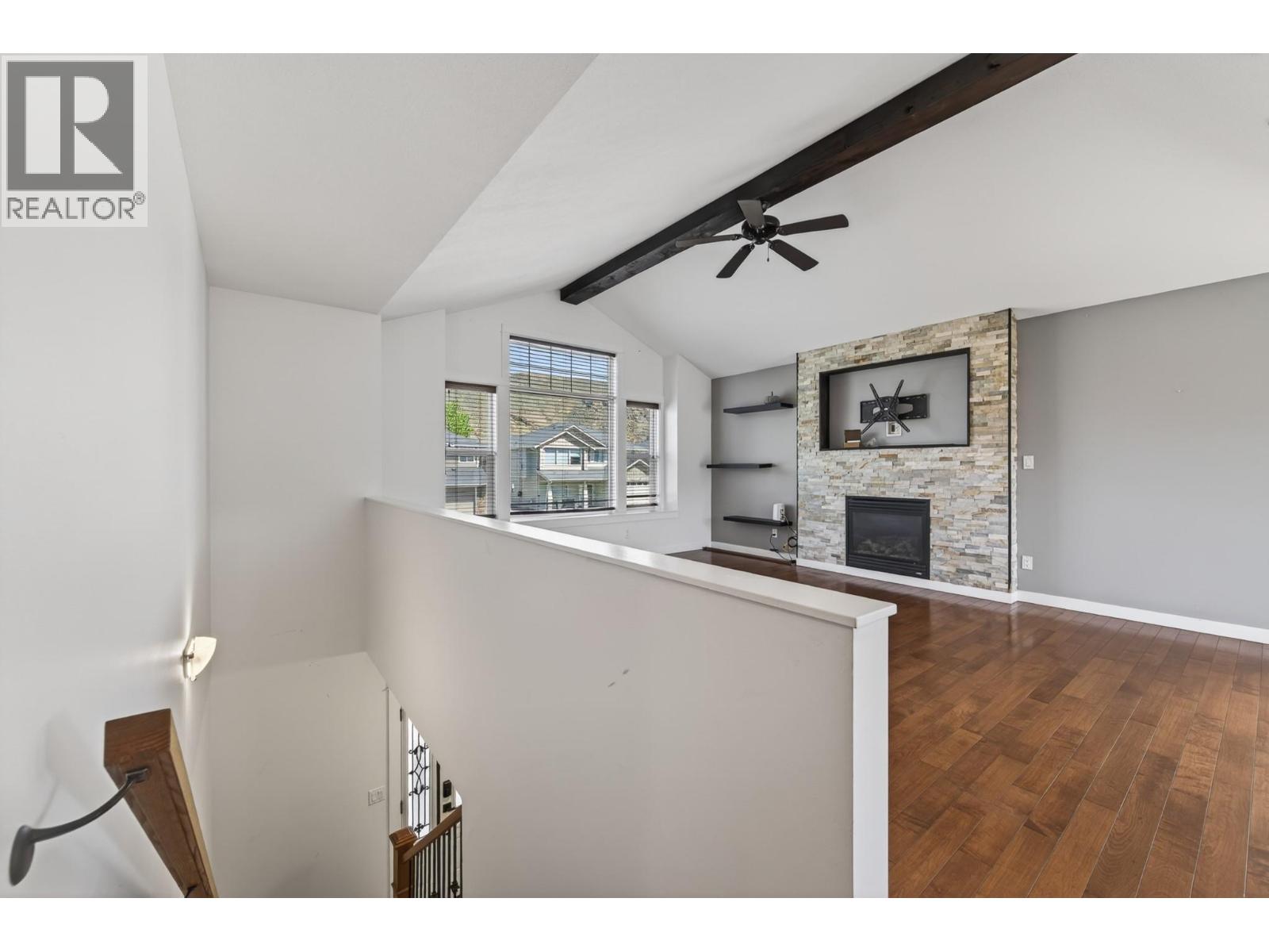 2635 Rosewood Avenue, Kamloops, British Columbia  V2B 0C4 - Photo 3 - 10386748