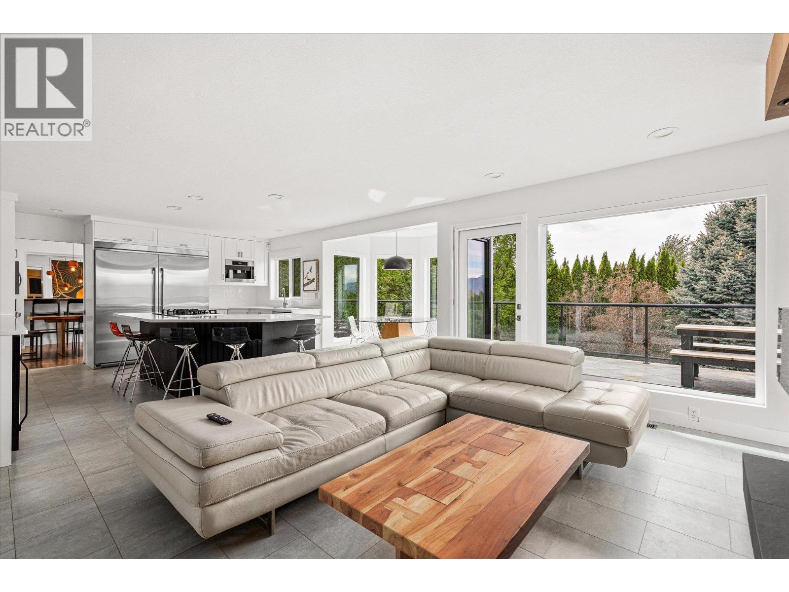 4350 Bedford Road, Kelowna, British Columbia  V1W 3C5 - Photo 10 - 10386177