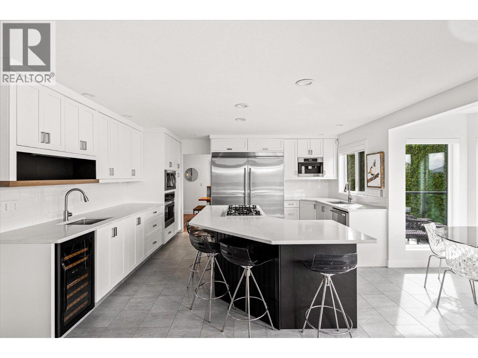 4350 Bedford Road, Kelowna, British Columbia  V1W 3C5 - Photo 11 - 10386177