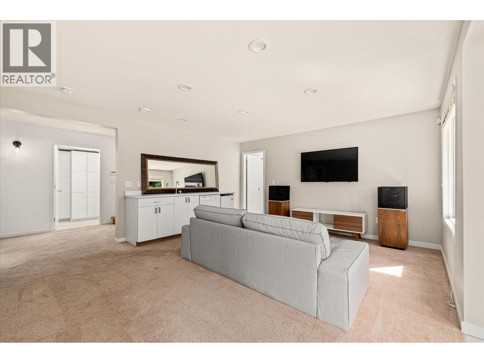 4350 Bedford Road, Kelowna, British Columbia  V1W 3C5 - Photo 40 - 10386177