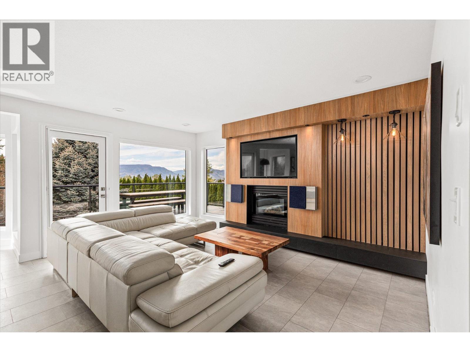 4350 Bedford Road, Kelowna, British Columbia  V1W 3C5 - Photo 7 - 10386177