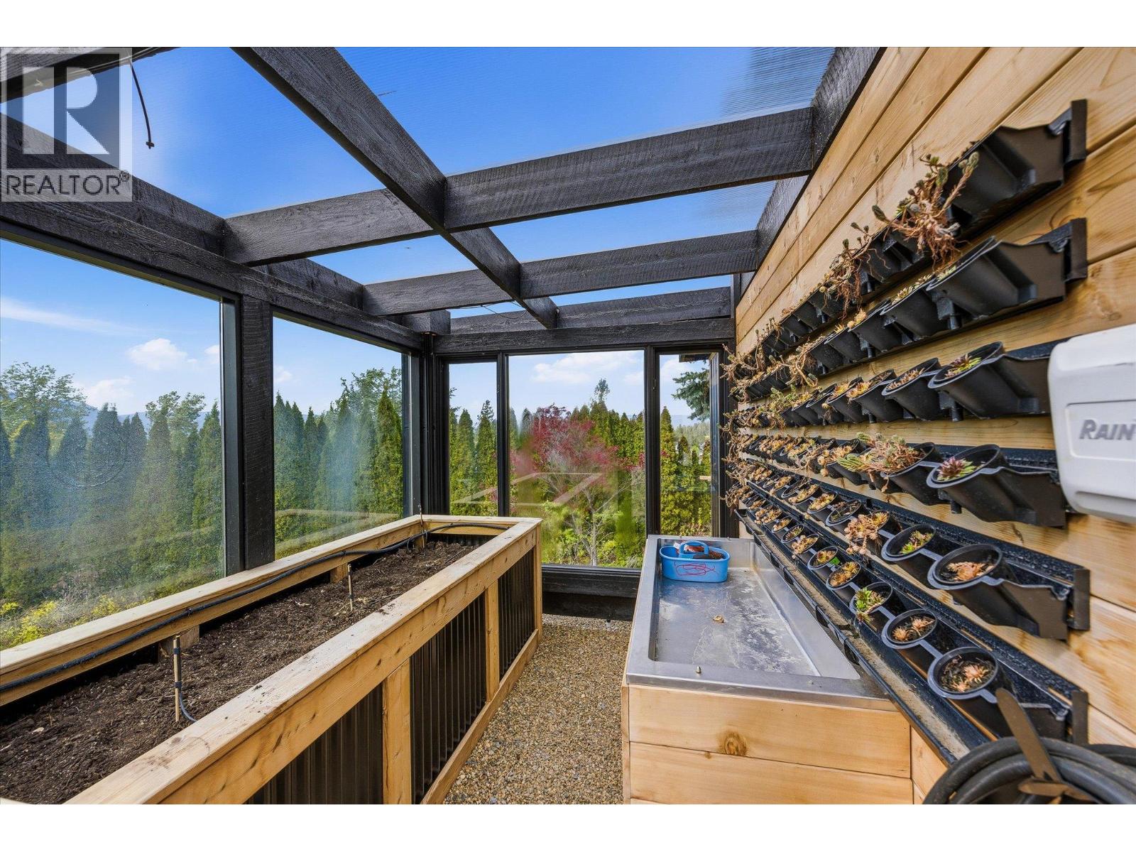4350 Bedford Road, Kelowna, British Columbia  V1W 3C5 - Photo 71 - 10386177