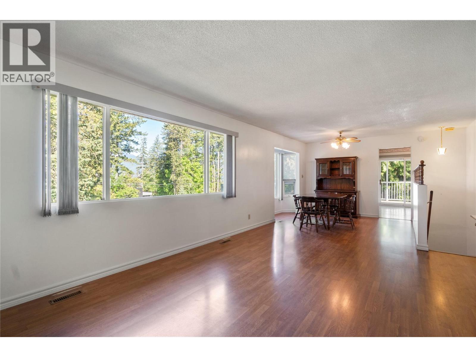 170 25th Street Ne, Salmon Arm, British Columbia  V1E 2A8 - Photo 11 - 10384030