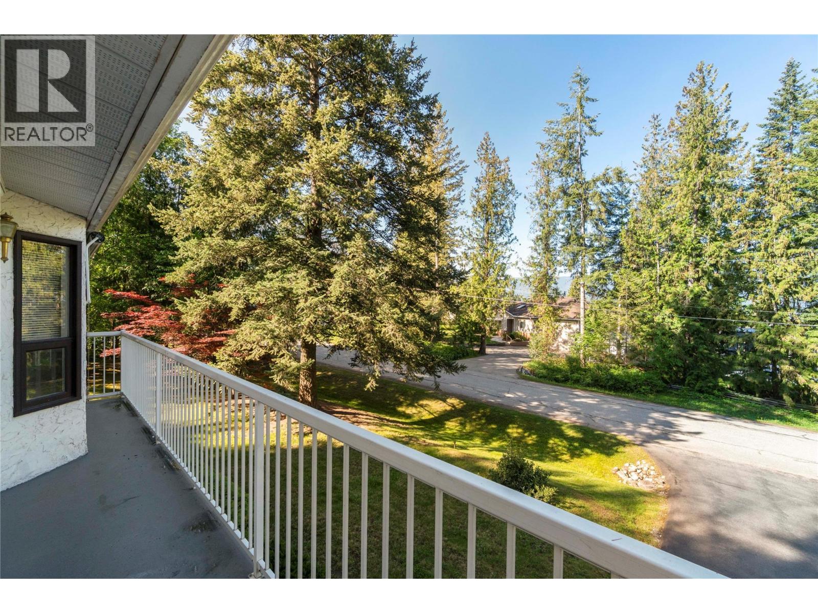 170 25th Street Ne, Salmon Arm, British Columbia  V1E 2A8 - Photo 22 - 10384030