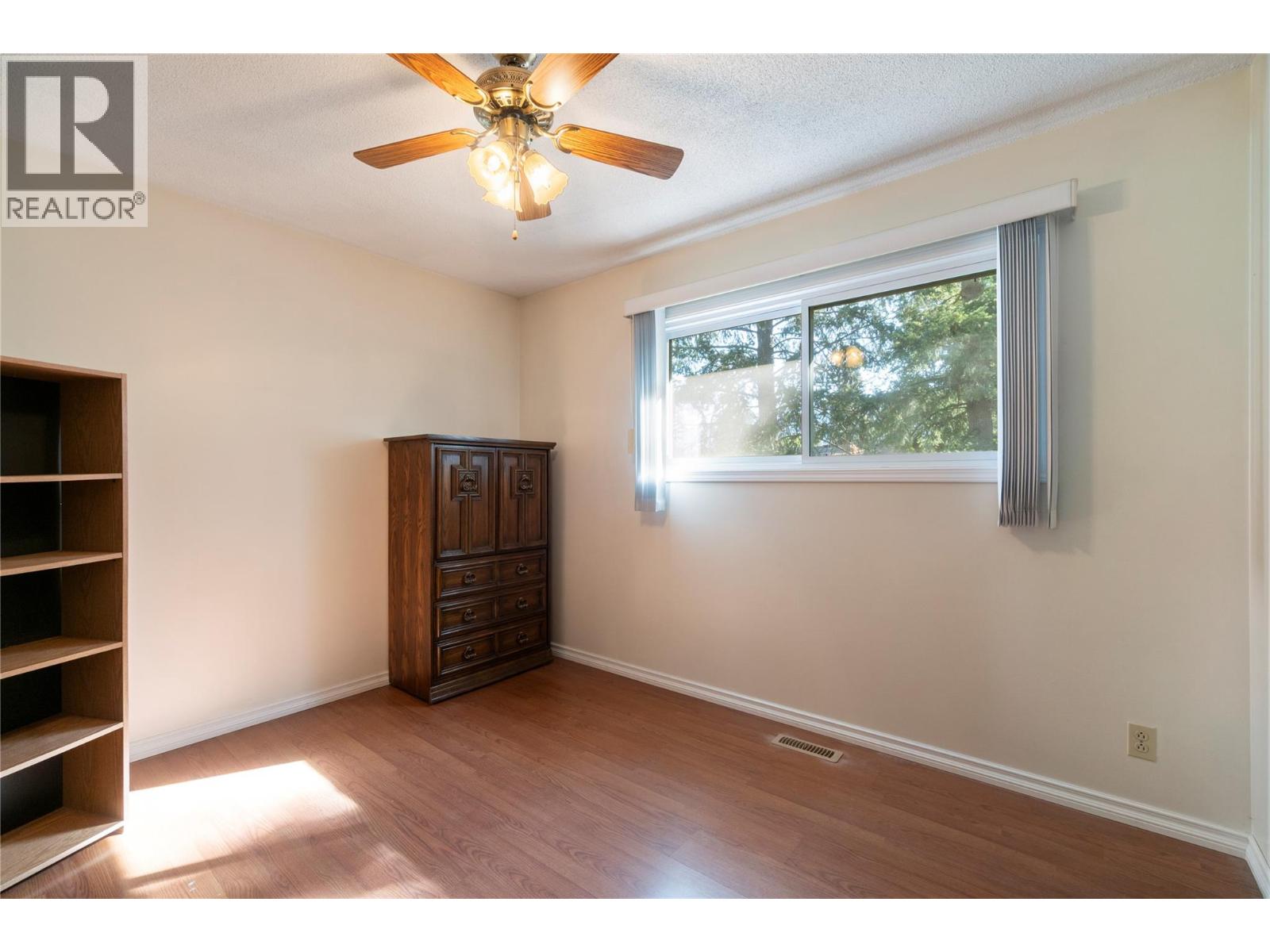 170 25th Street Ne, Salmon Arm, British Columbia  V1E 2A8 - Photo 24 - 10384030