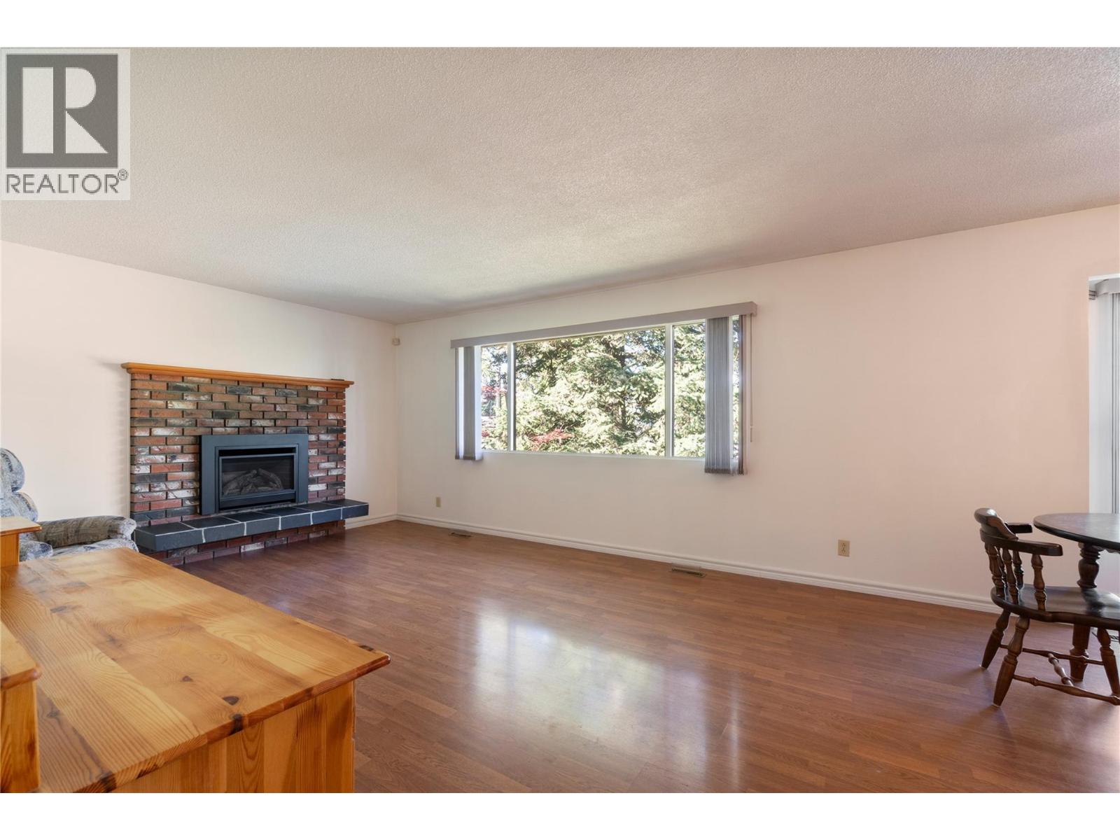 170 25th Street Ne, Salmon Arm, British Columbia  V1E 2A8 - Photo 28 - 10384030