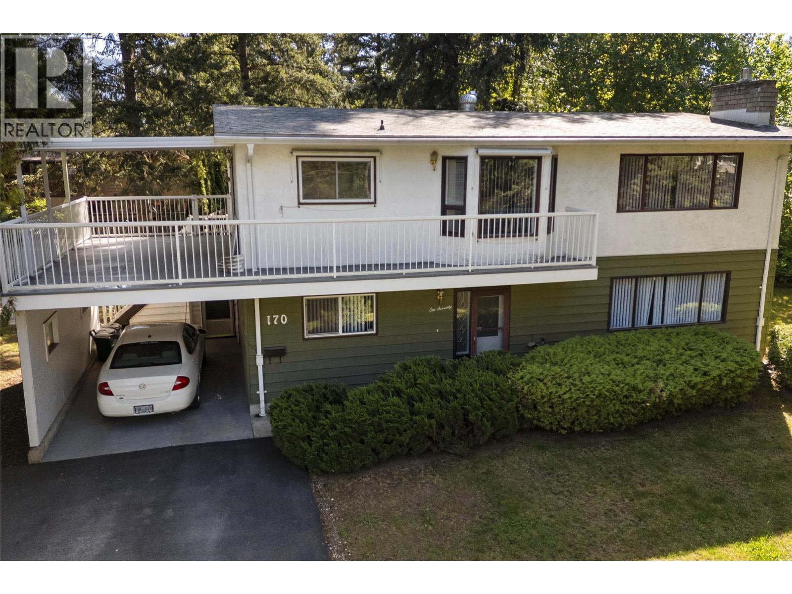 170 25th Street Ne, Salmon Arm, British Columbia  V1E 2A8 - Photo 3 - 10384030