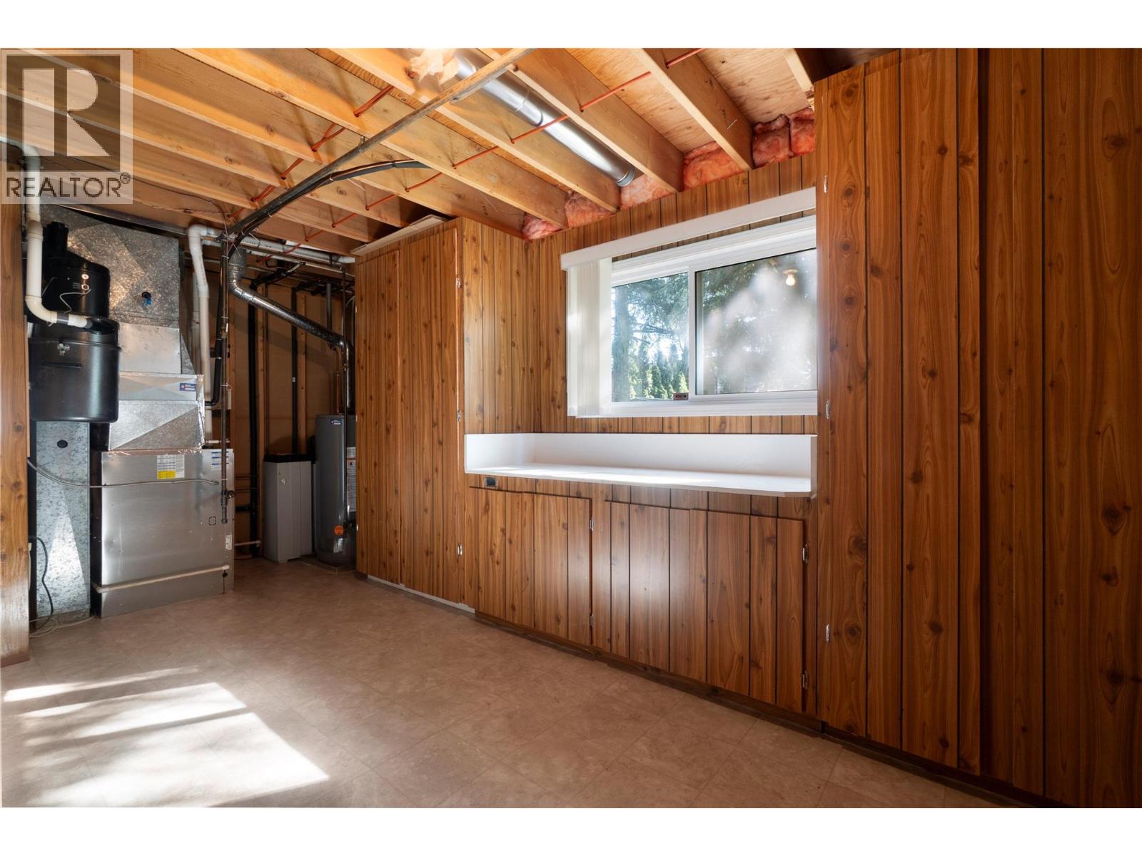 170 25th Street Ne, Salmon Arm, British Columbia  V1E 2A8 - Photo 37 - 10384030