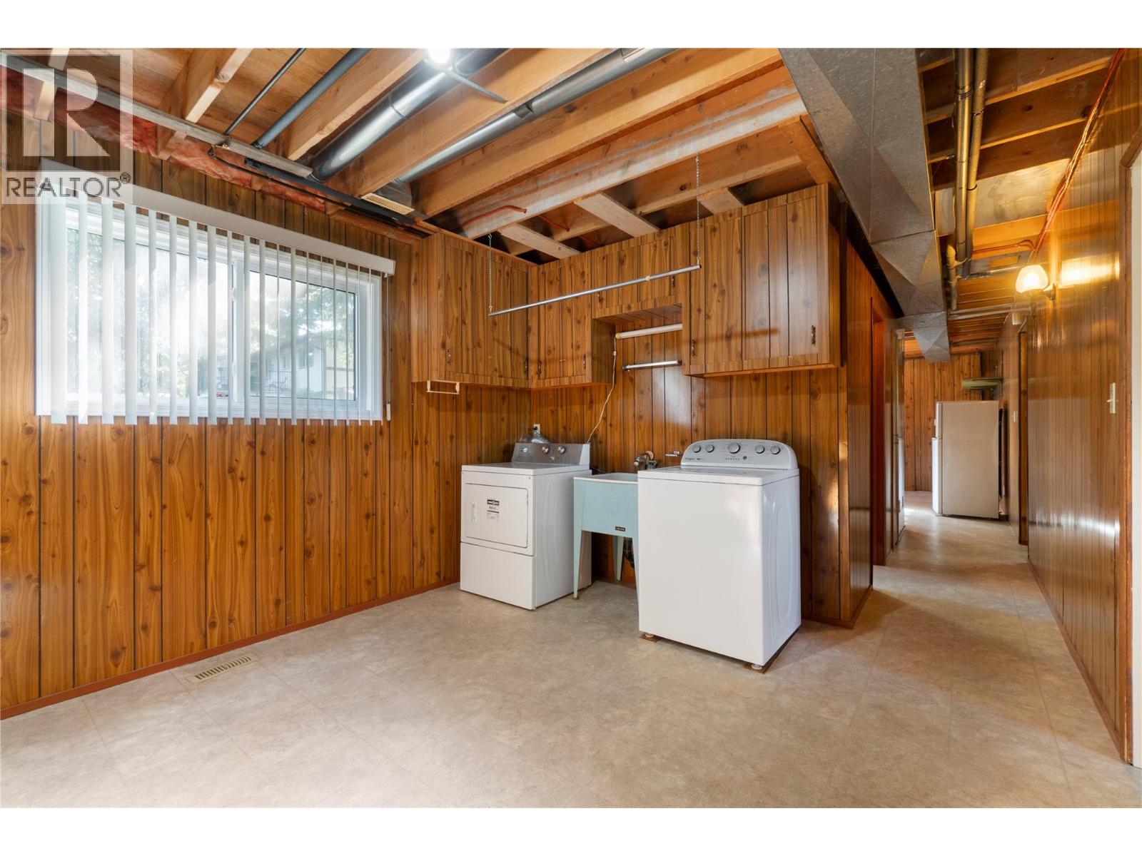 170 25th Street Ne, Salmon Arm, British Columbia  V1E 2A8 - Photo 41 - 10384030