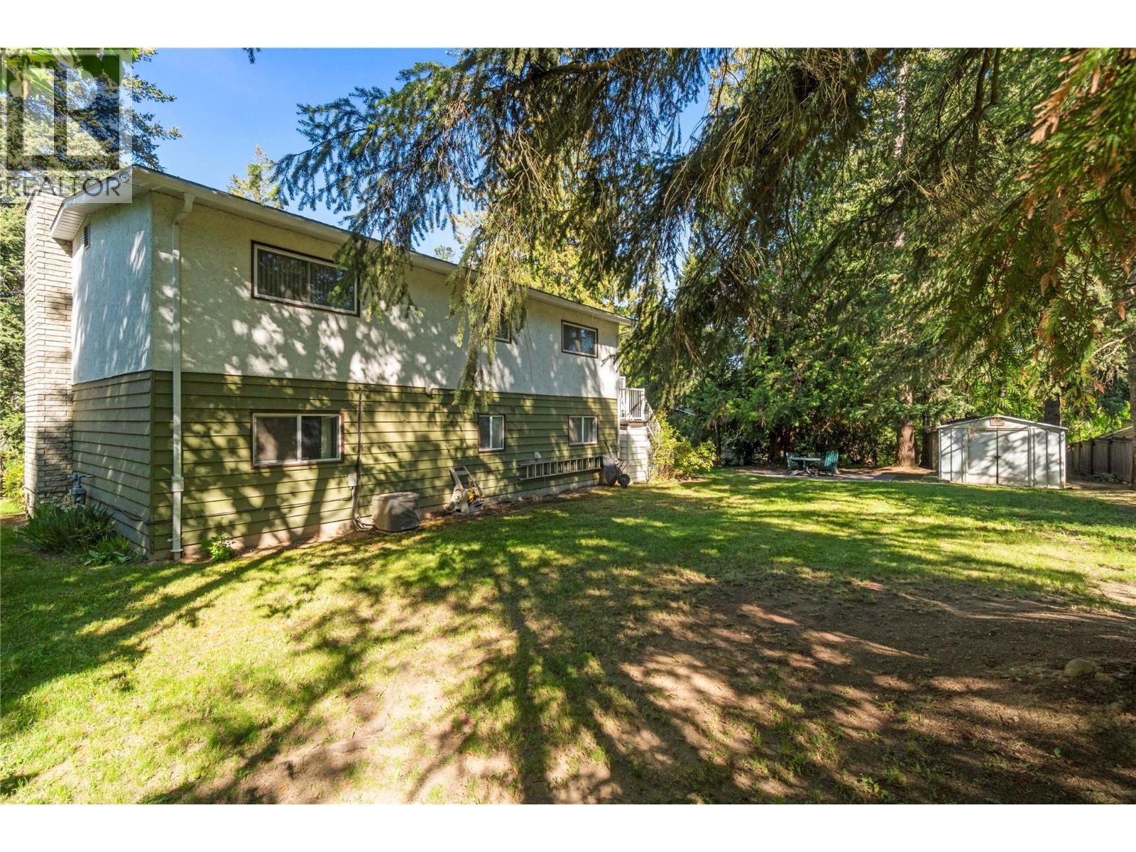 170 25th Street Ne, Salmon Arm, British Columbia  V1E 2A8 - Photo 58 - 10384030