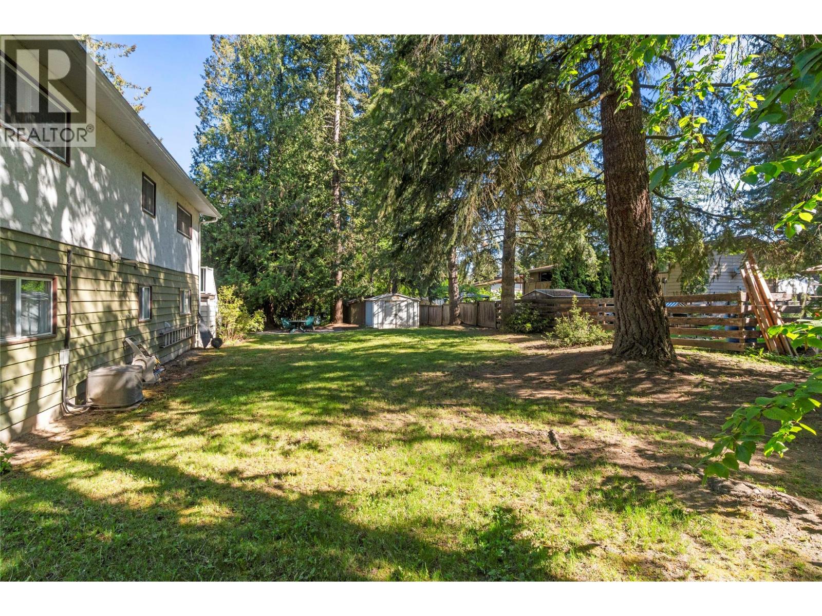 170 25th Street Ne, Salmon Arm, British Columbia  V1E 2A8 - Photo 59 - 10384030