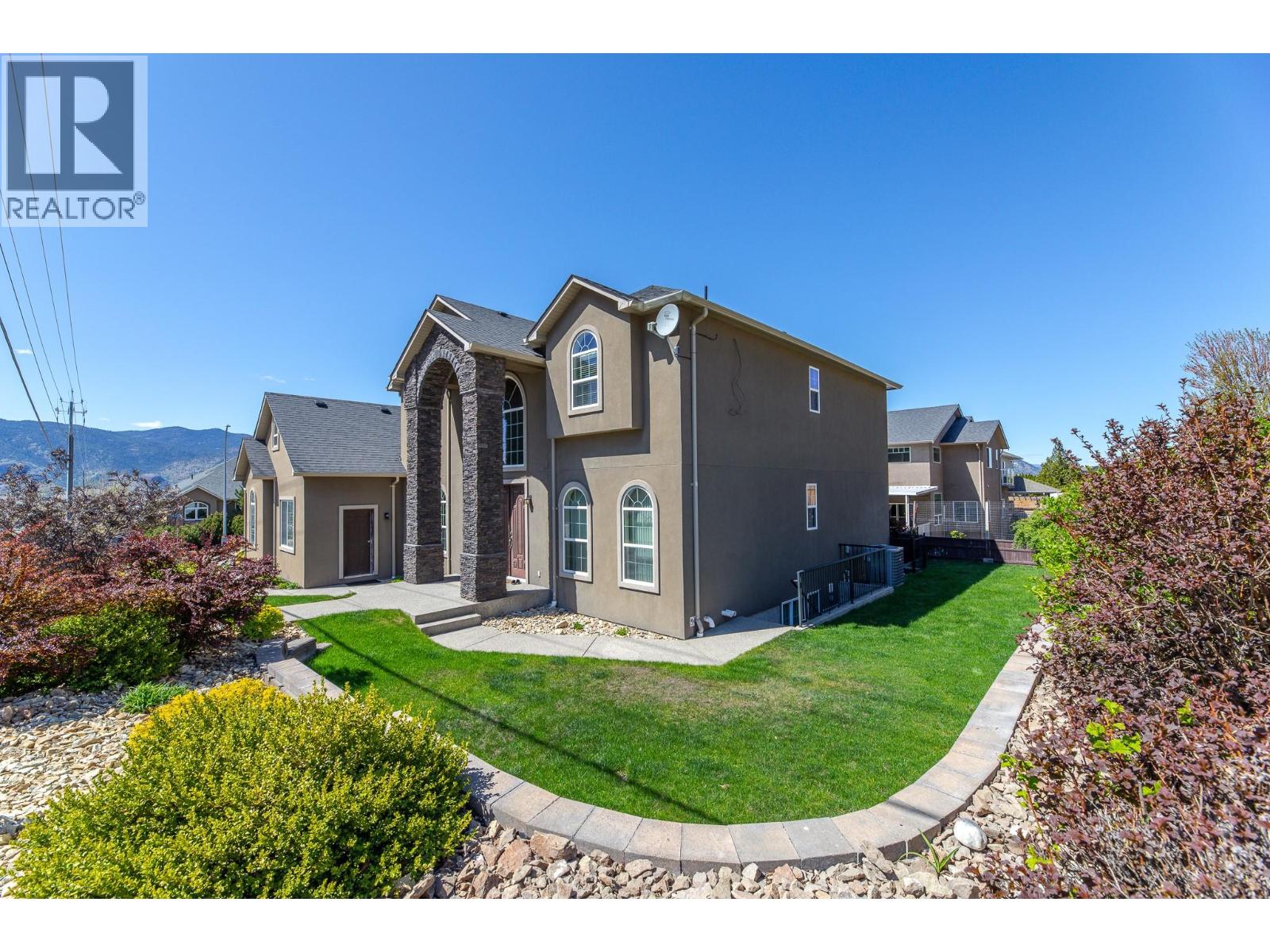 2377 Wiltse Drive, Penticton, British Columbia  V2A 7X7 - Photo 6 - 10386762